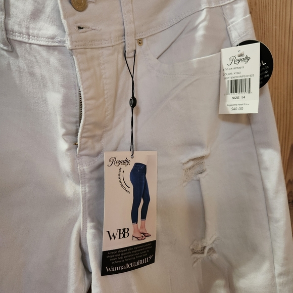 Want a butt? Booty pants! - Picture 2 of 2